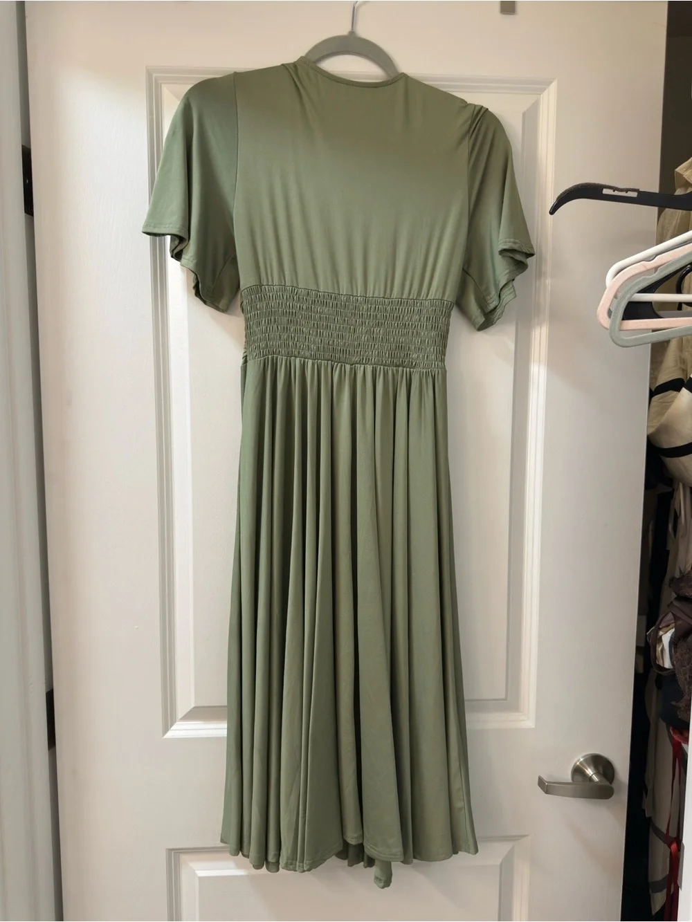 Elegant Olive Green V-Neck Midi Dress